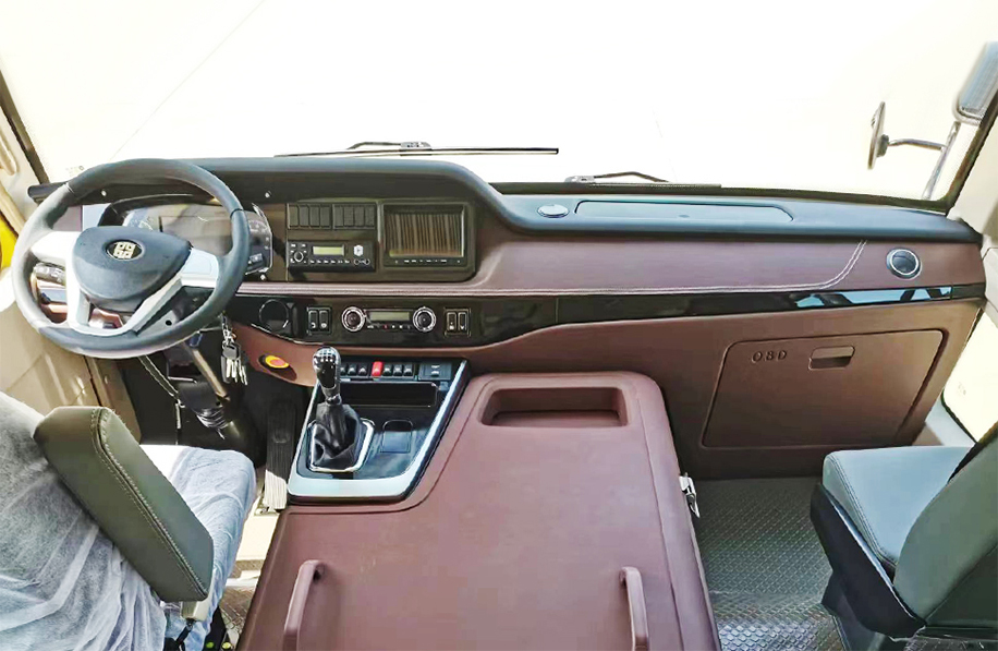 公交客車儀表臺