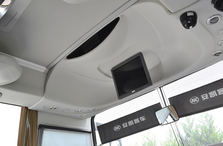 旅游車頂內(nèi)飾